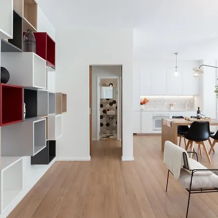 Hostwise - Bright & Spacious Flat アパート
