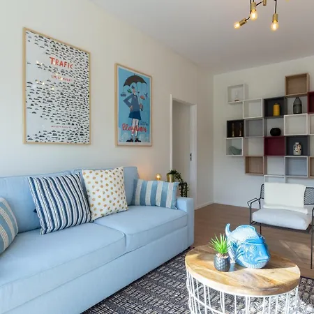 アパート Hostwise - Bright & Spacious Flat